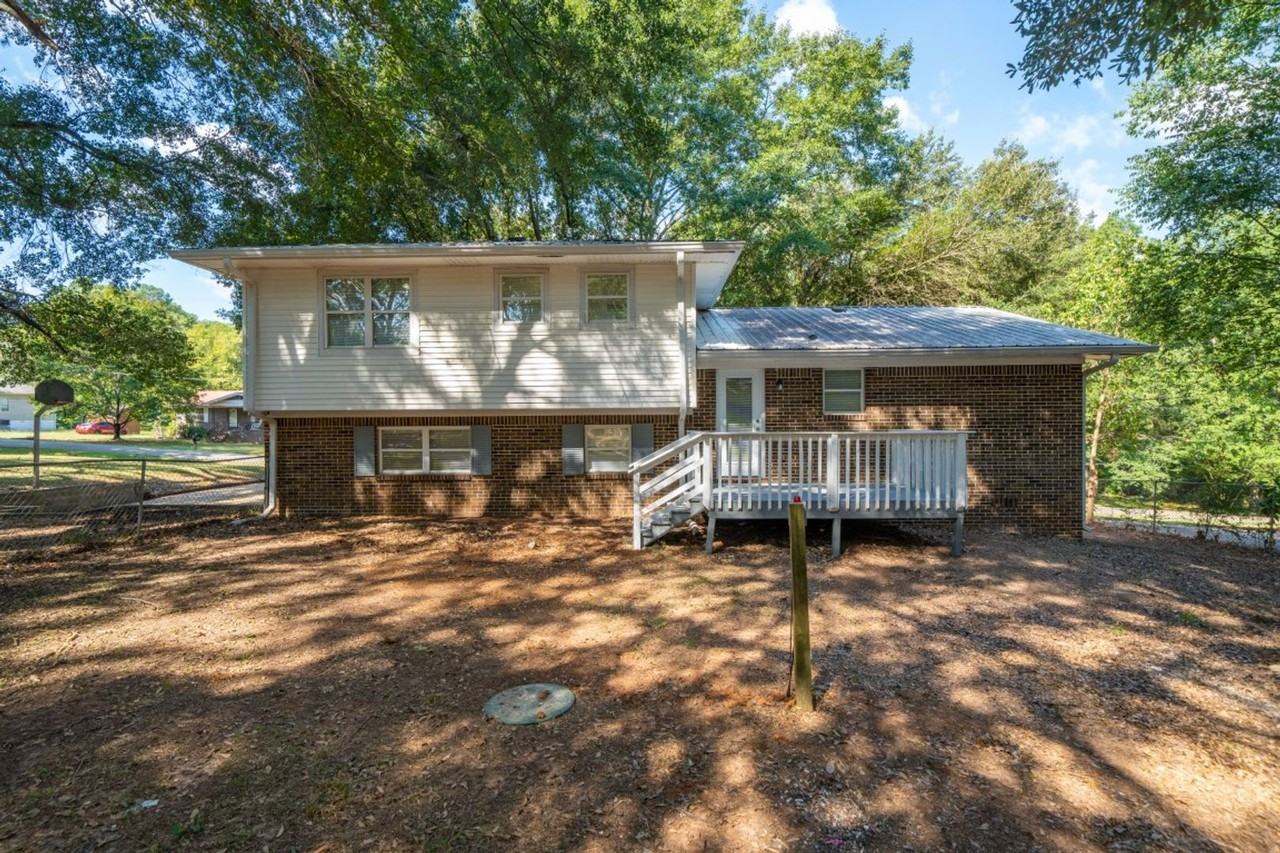 605 Cory St - Photo 2 of 27