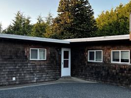 featured image of 1611 Ocean Beach Blvd S