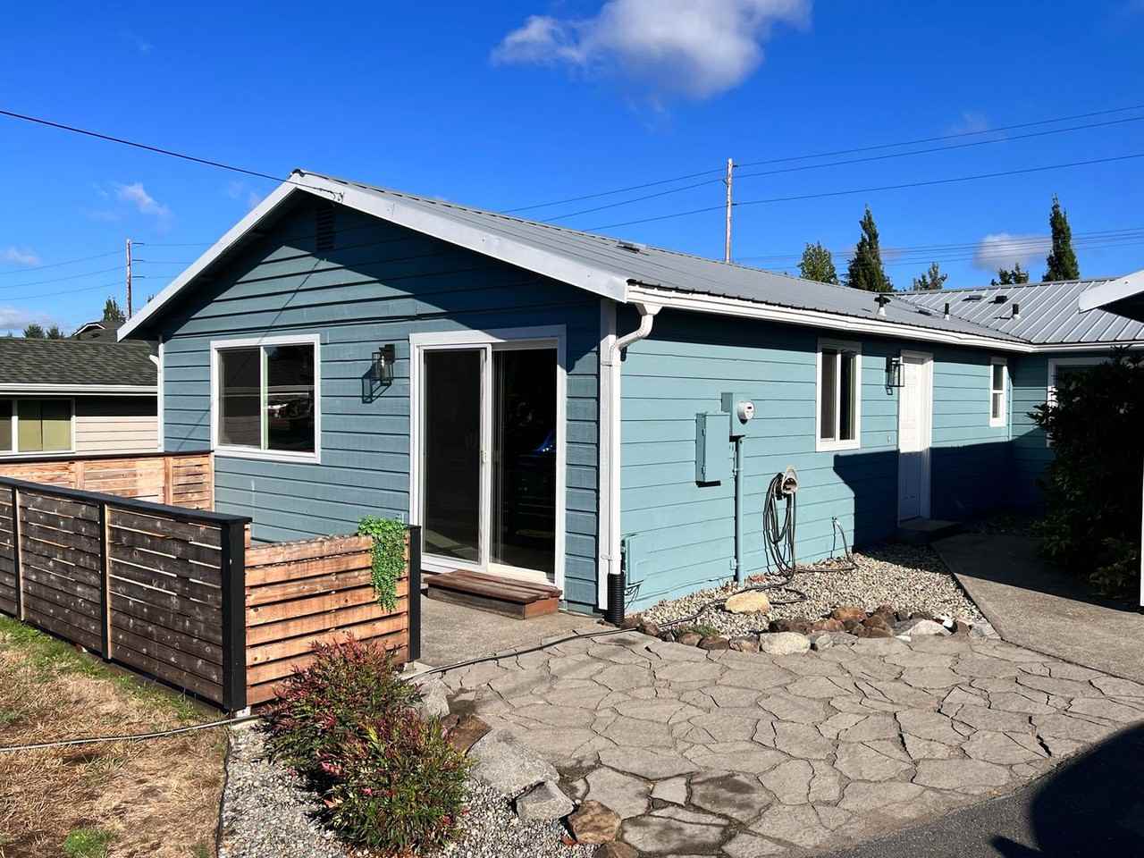 5826 Armour Loop Se - Photo 3 of 29