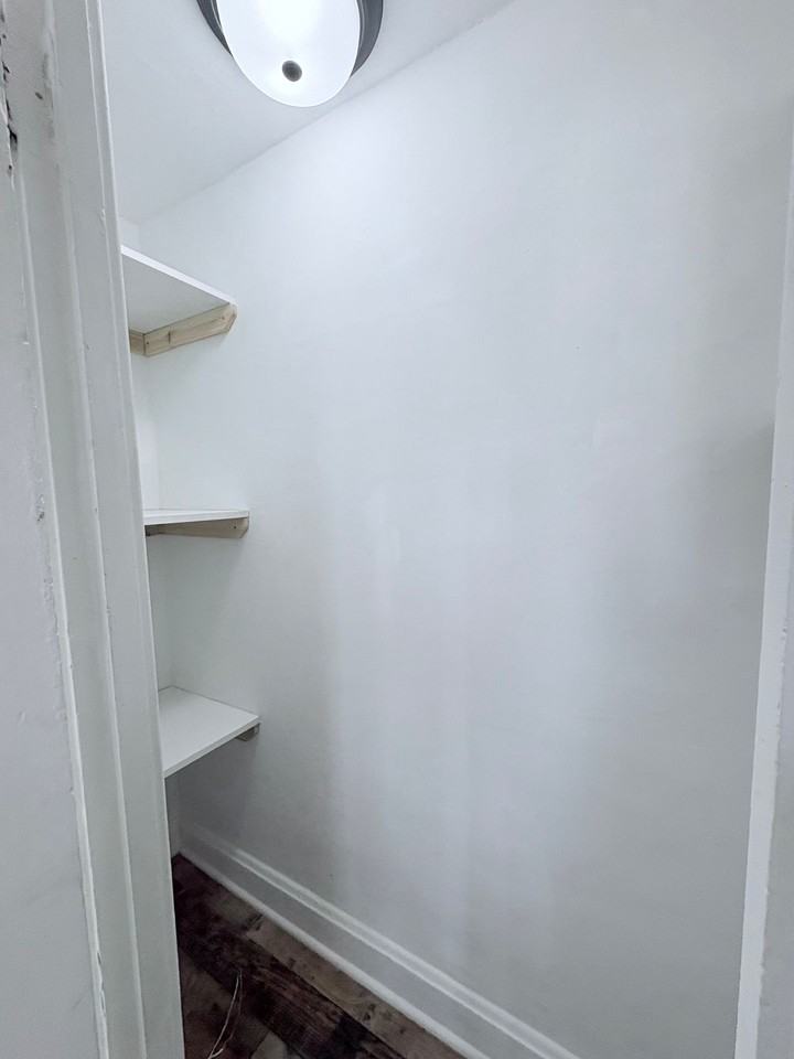 1572-1580_E_MAYNARD AVE - Photo 6 of 9