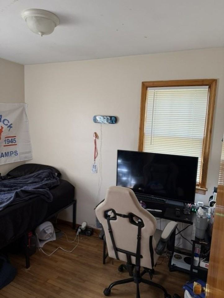 1618 Norwood St - Photo 5 of 10