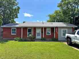 5012 Lakefront Dr - Photo 1 of 1