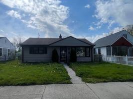 featured image of 6091 N 39th St
