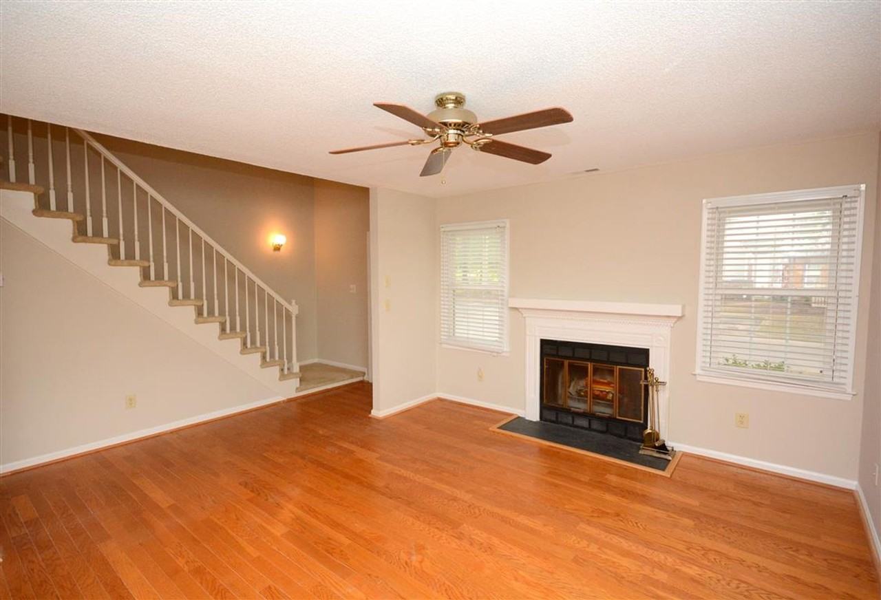 964 Saint Andrews Reach Apt A - Photo 4 of 42