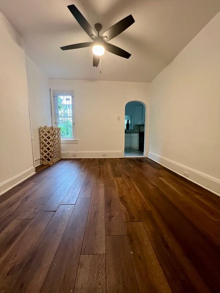 5412 Harlan St - Photo 6 of 23