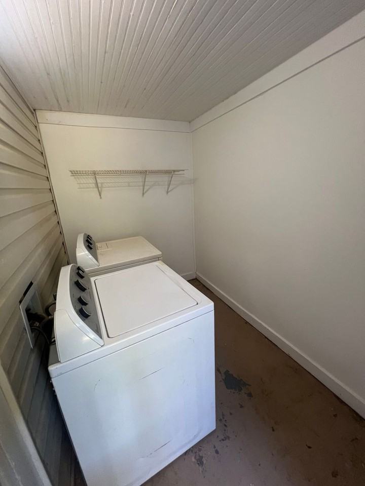 27 Pacific Ave - Photo 6 of 9