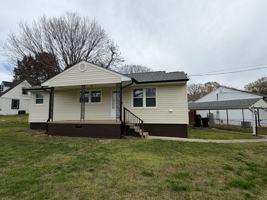 featured image of 1331 Elm St