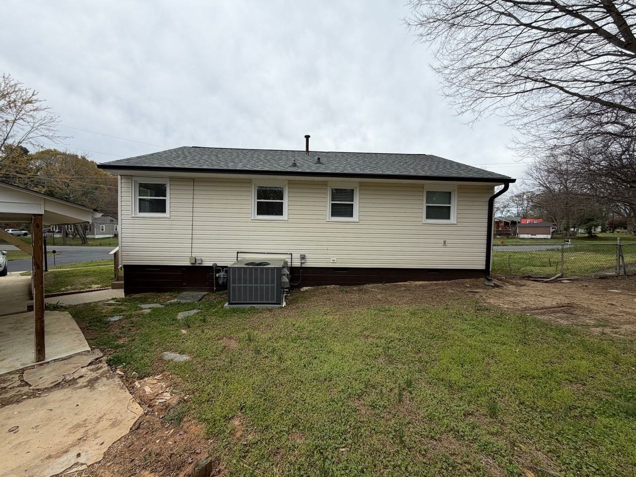 1331 Elm St - Photo 2 of 15