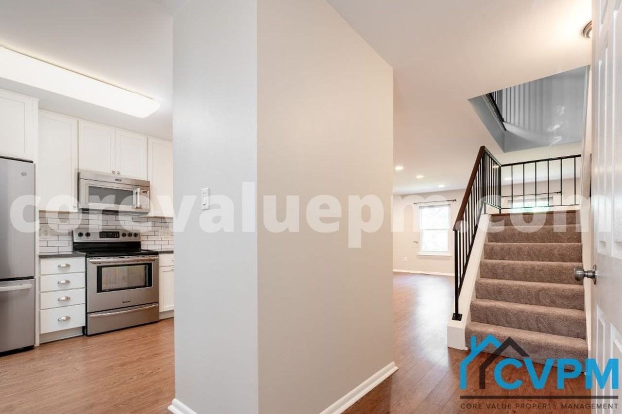 2534 Vineyard Ln - Photo 3 of 26