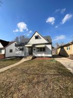 featured image of 4334 W Eggert Pl