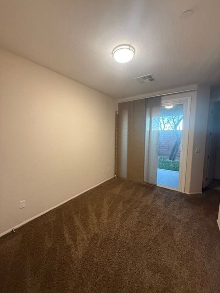 10068 Beacon View St - Photo 3 of 15