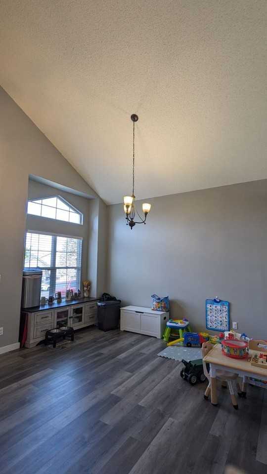 7126 Grand Prairie Dr - Photo 6 of 37