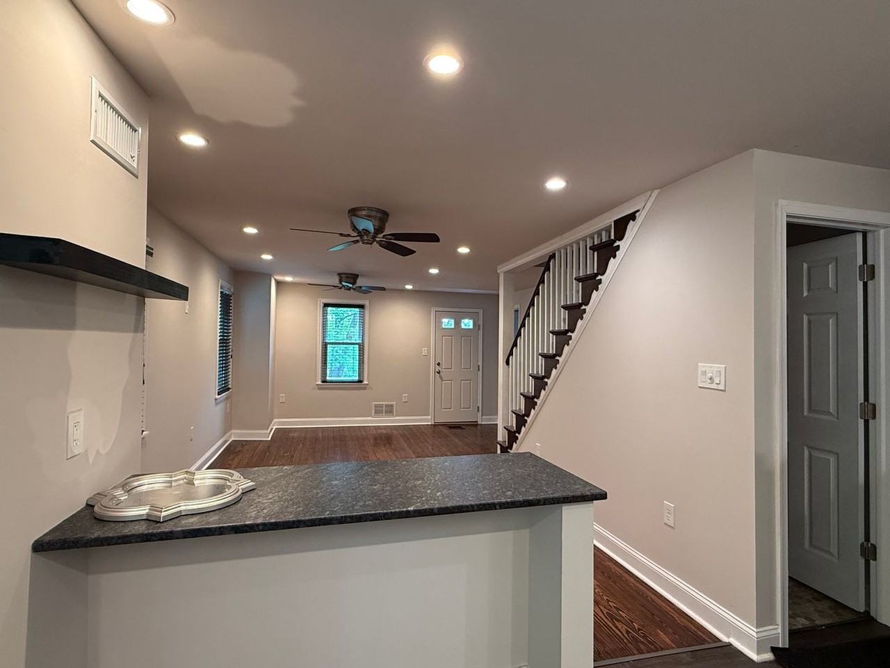 117 Woodcrest Ave - Photo 6 of 18