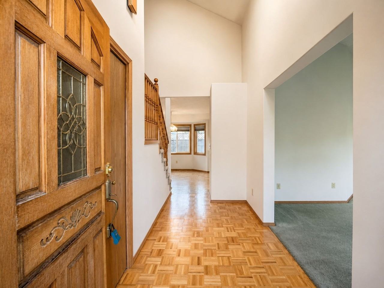226 Sparks Dr - Photo 2 of 32