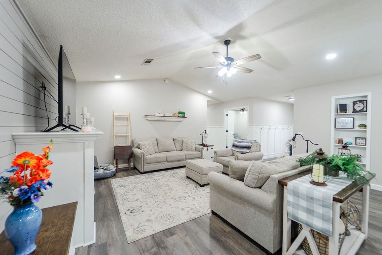4 Huesca Ln - Photo 5 of 37