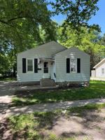 featured image of 1011 N 12th St