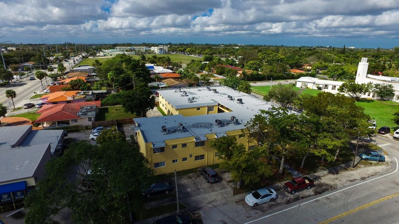 Dixie Apartments - Photo 5 of 8