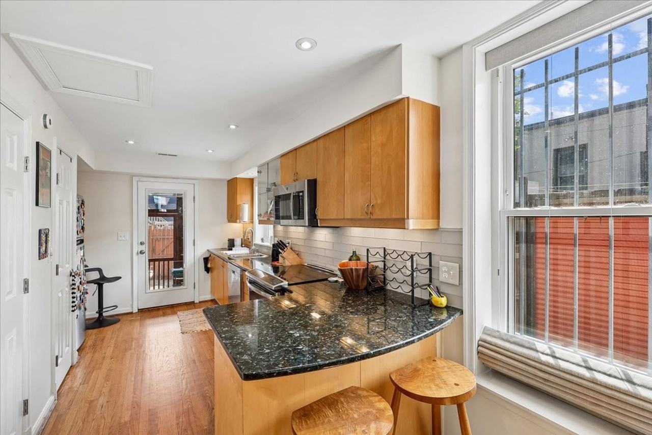 2207 12th Pl Nw - Photo 6 of 21
