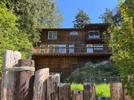 featured image of 7604 Holiday Blvd