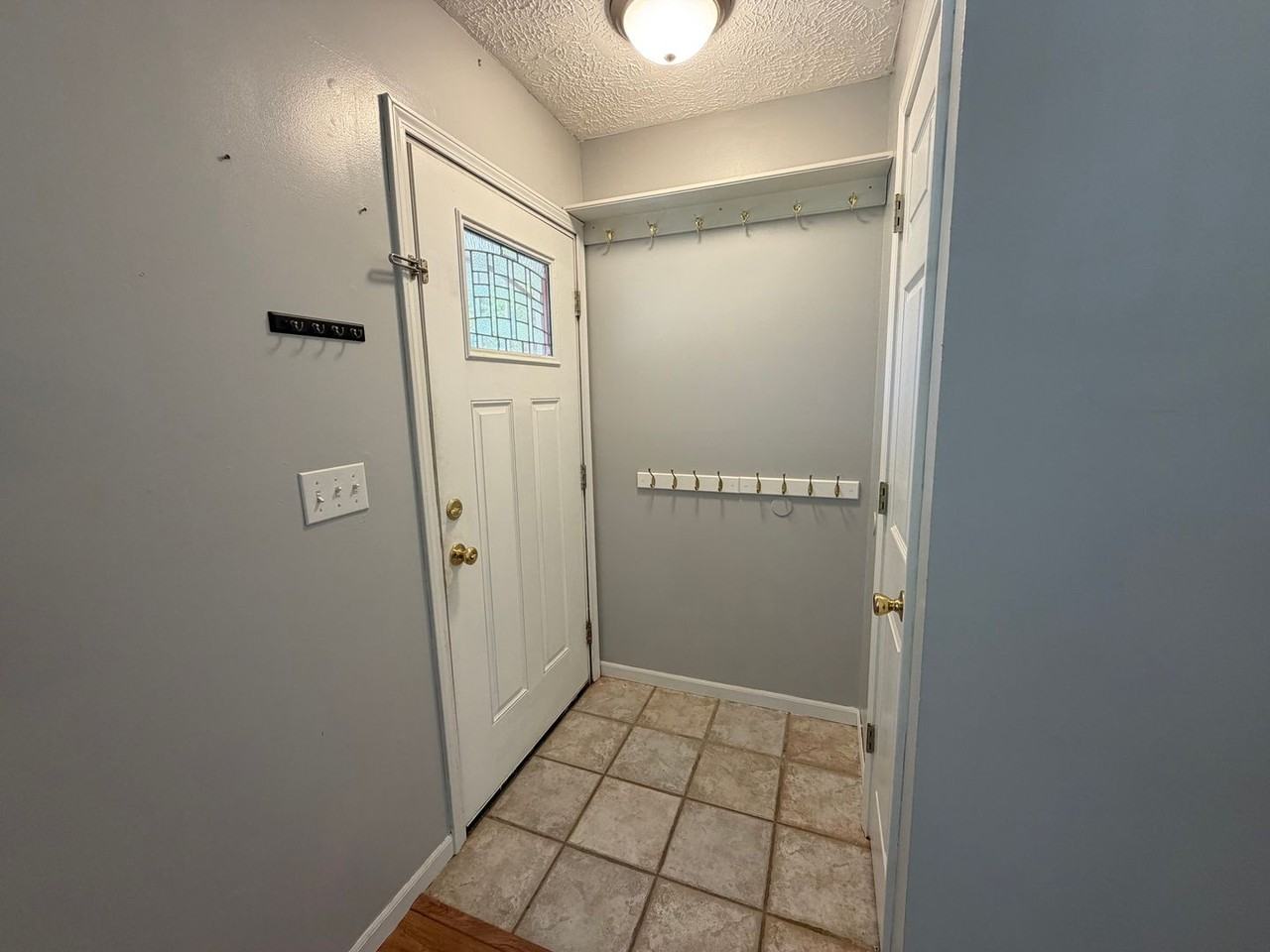 14615 Hobby Rd - Photo 2 of 24