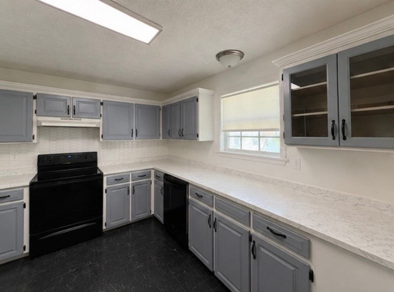 14615 Hobby Rd - Photo 6 of 24