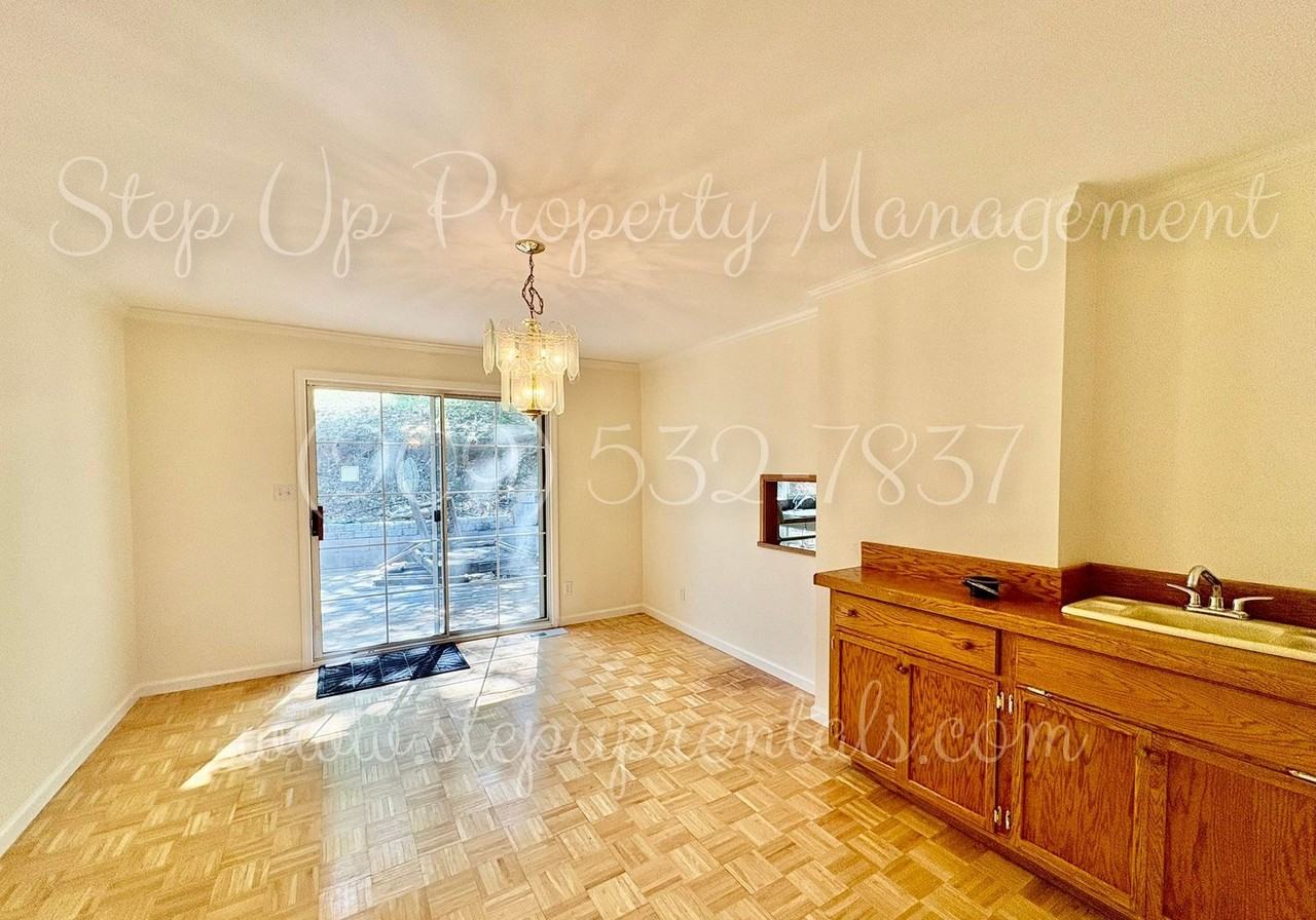 21767 Longeway Rd - Photo 4 of 26