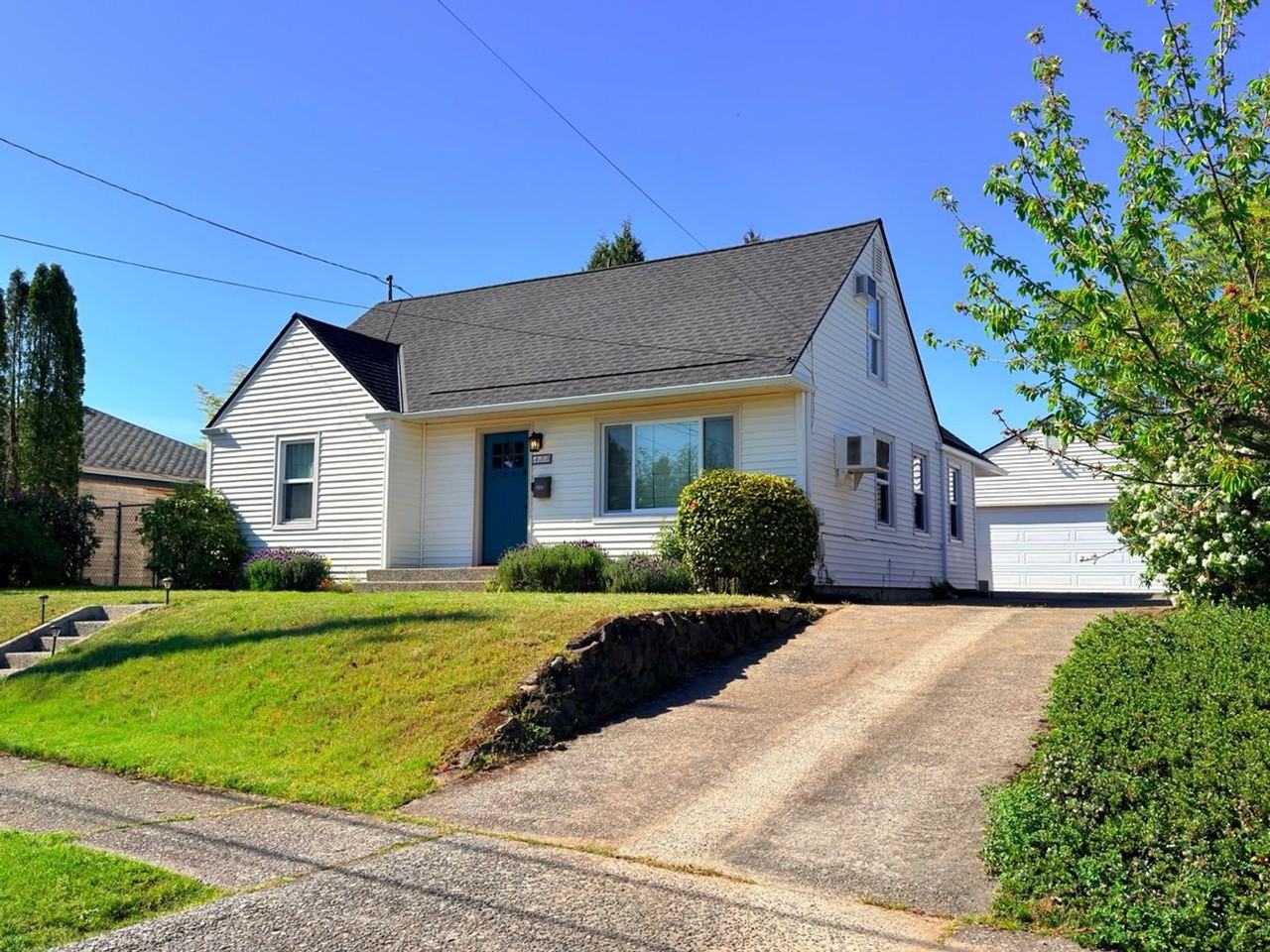 410 Sw 138th St - Photo 3 of 50