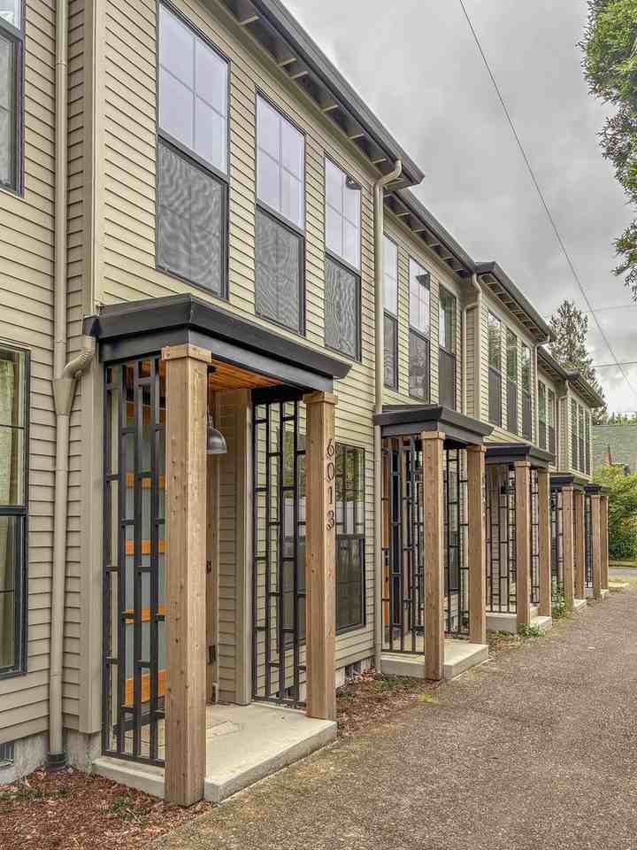 6013 Ne 30th Ave - Photo 2 of 27