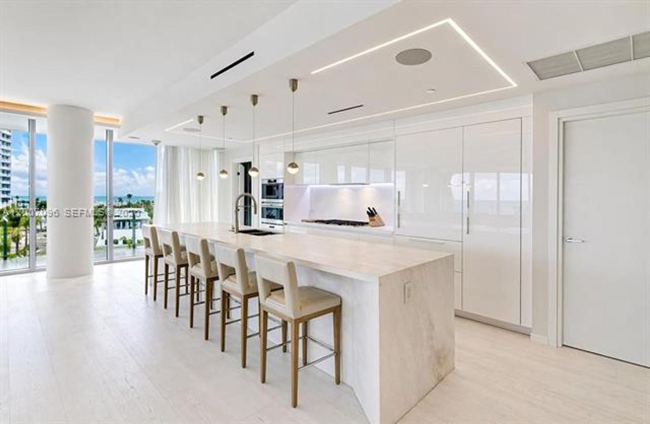 1 1 Collins Ave appt 606 - Photo 5 of 20