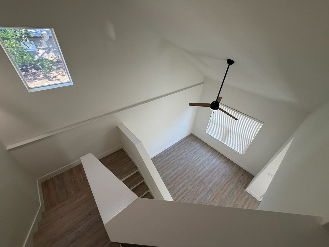 1811 Baxter Ave - Photo 4 of 18