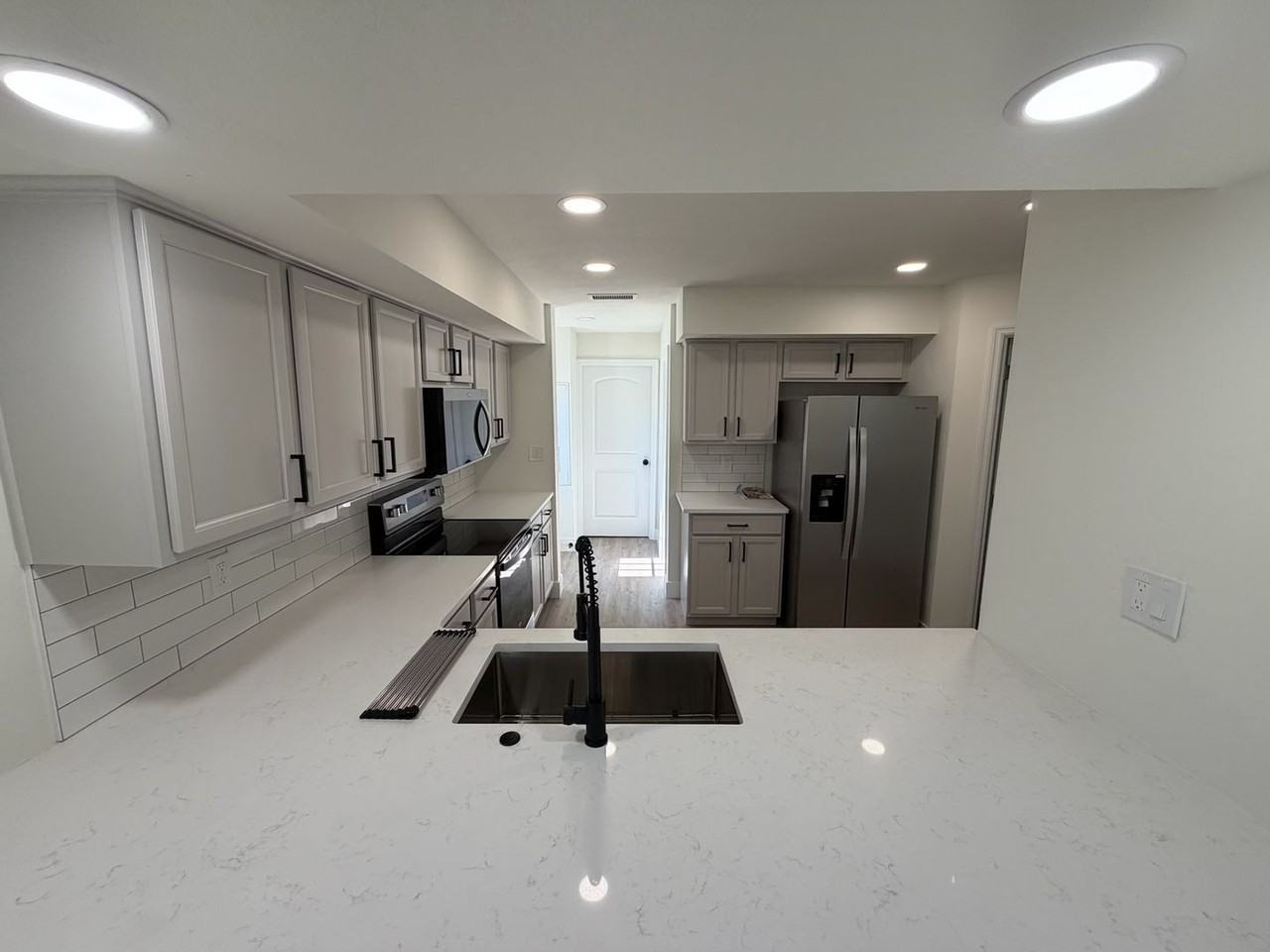 1811 Baxter Ave - Photo 6 of 18