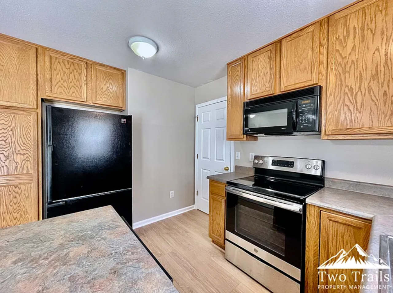 67 Farington Cir - Photo 7 of 18