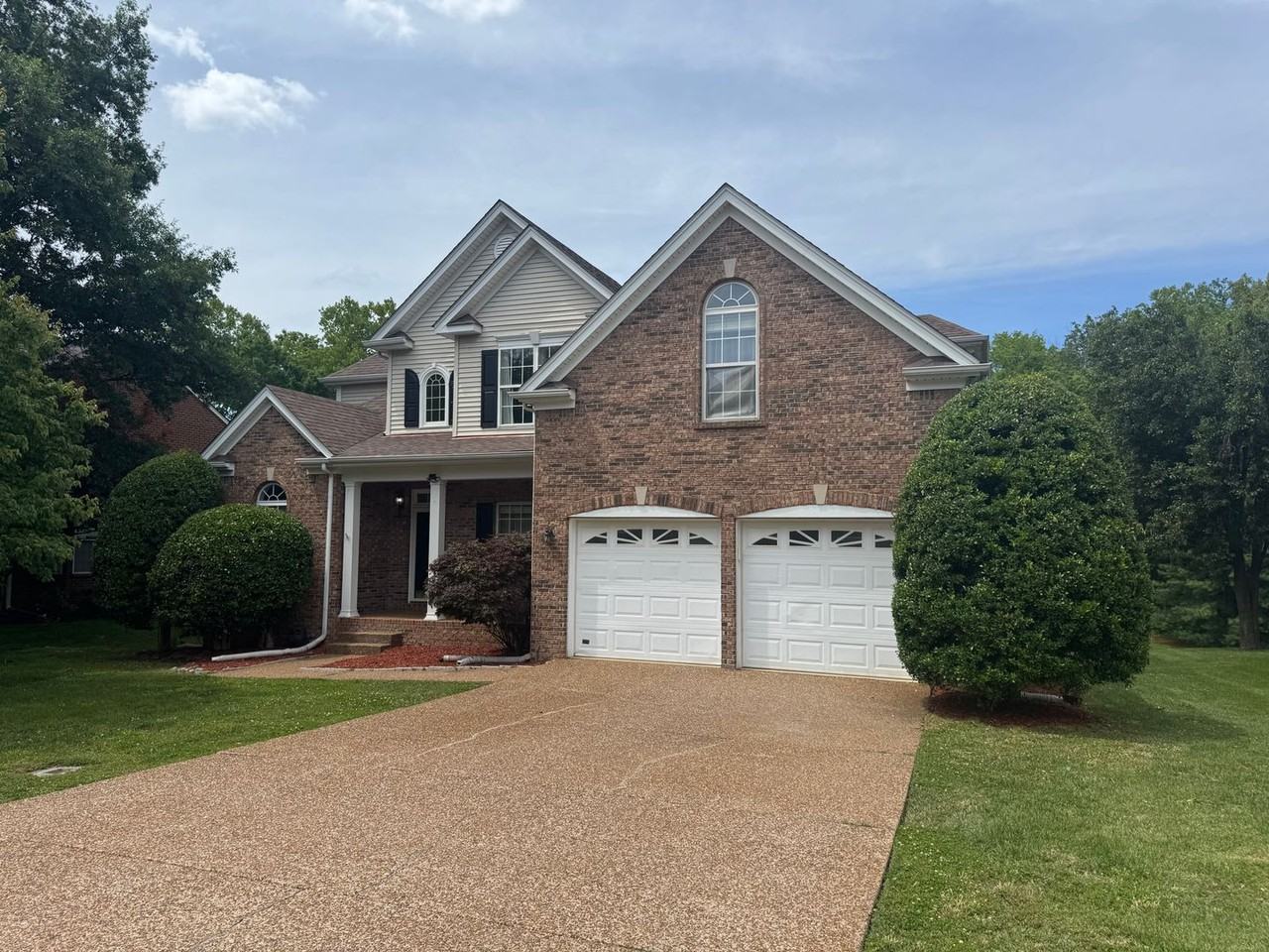1316 Sweetwater Dr - Photo 2 of 50