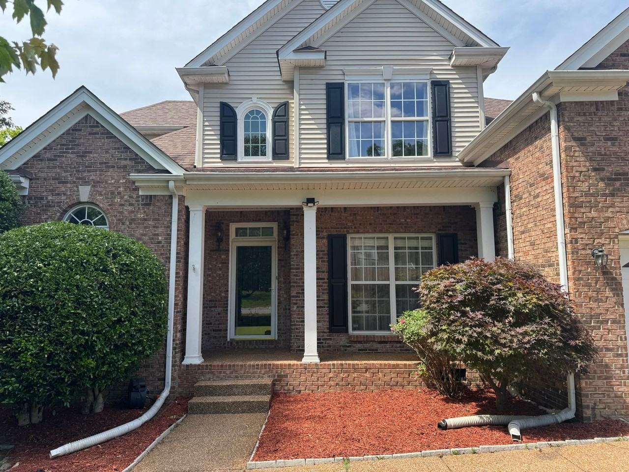 1316 Sweetwater Dr - Photo 3 of 50
