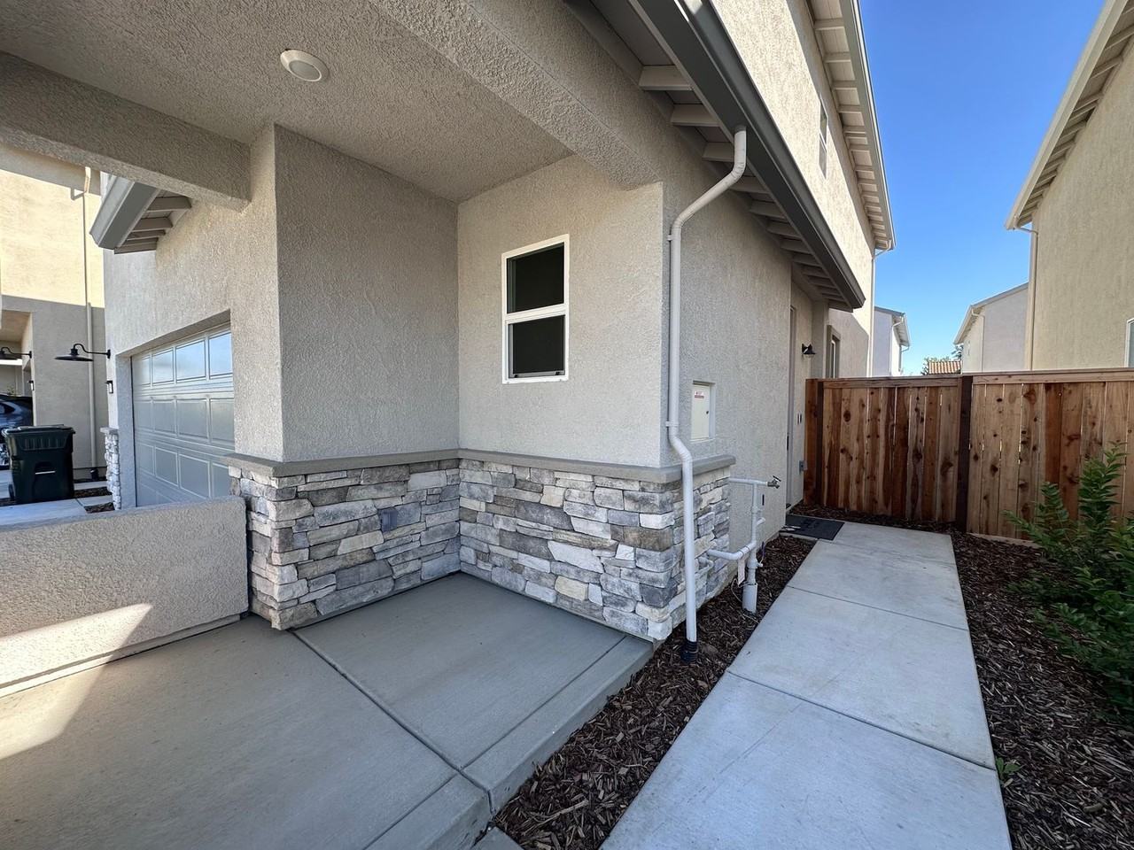 3396 Shaker Way - Photo 3 of 43