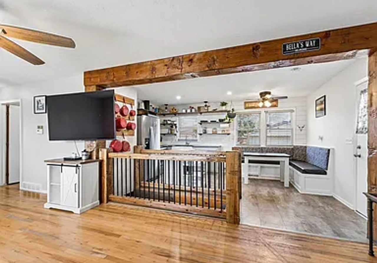 12858 A St - Photo 3 of 25