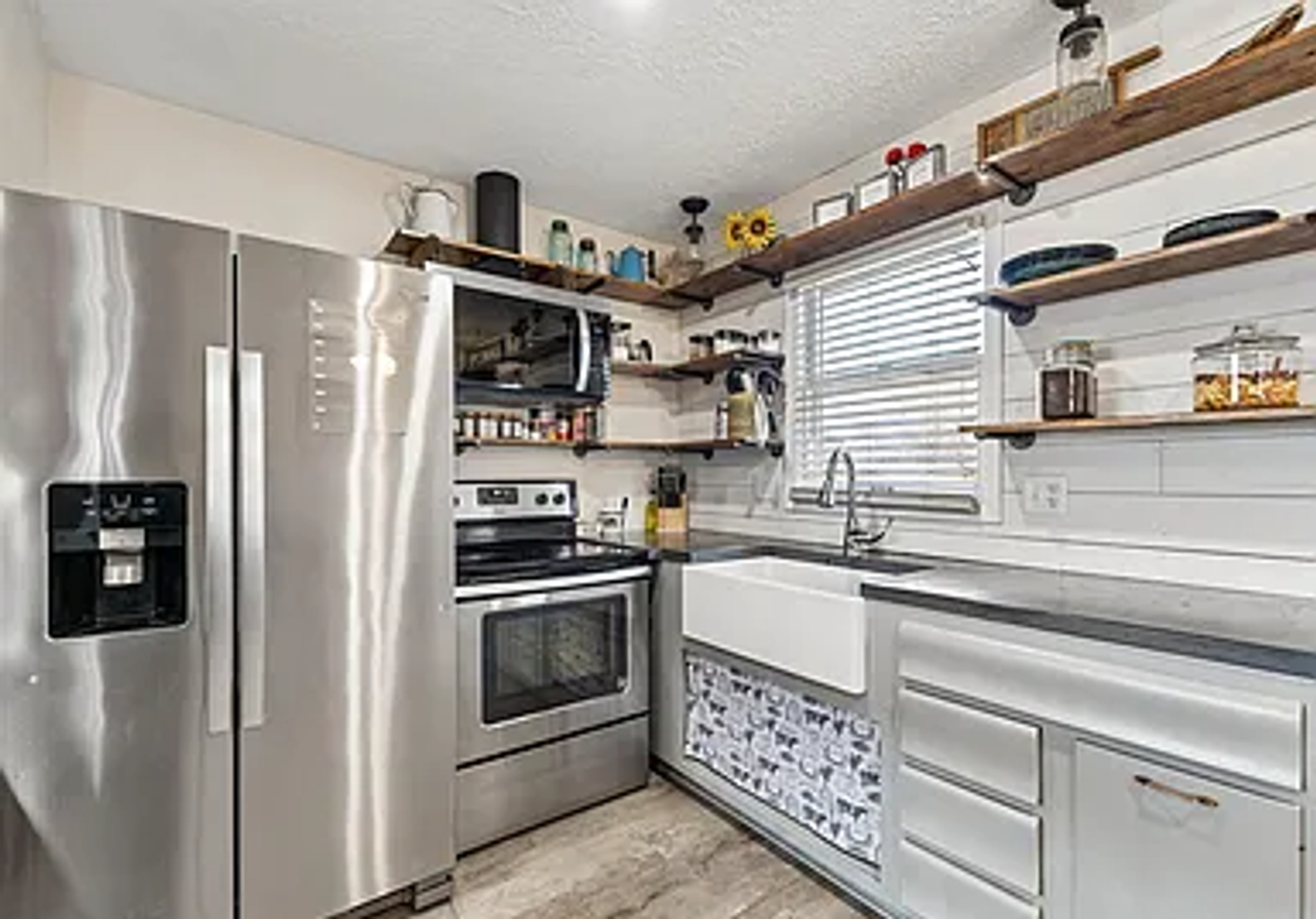 12858 A St - Photo 5 of 25