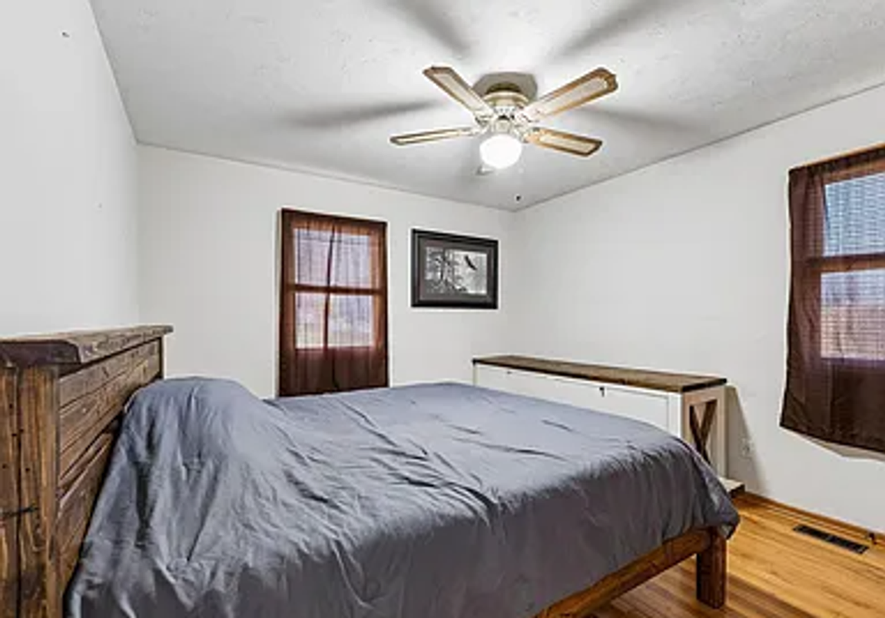 12858 A St - Photo 7 of 25