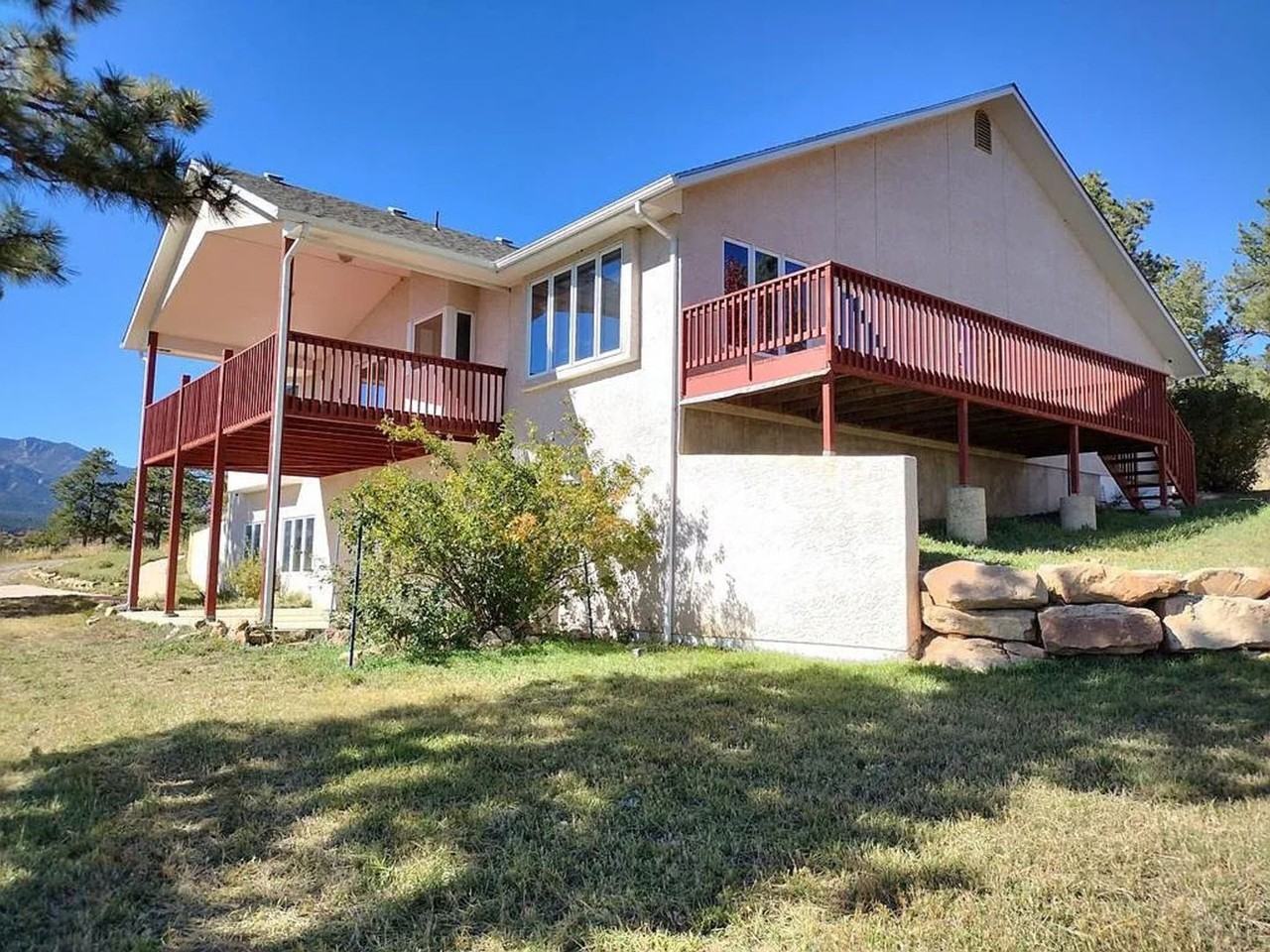 8120 Table Mountain Rd - Photo 3 of 37