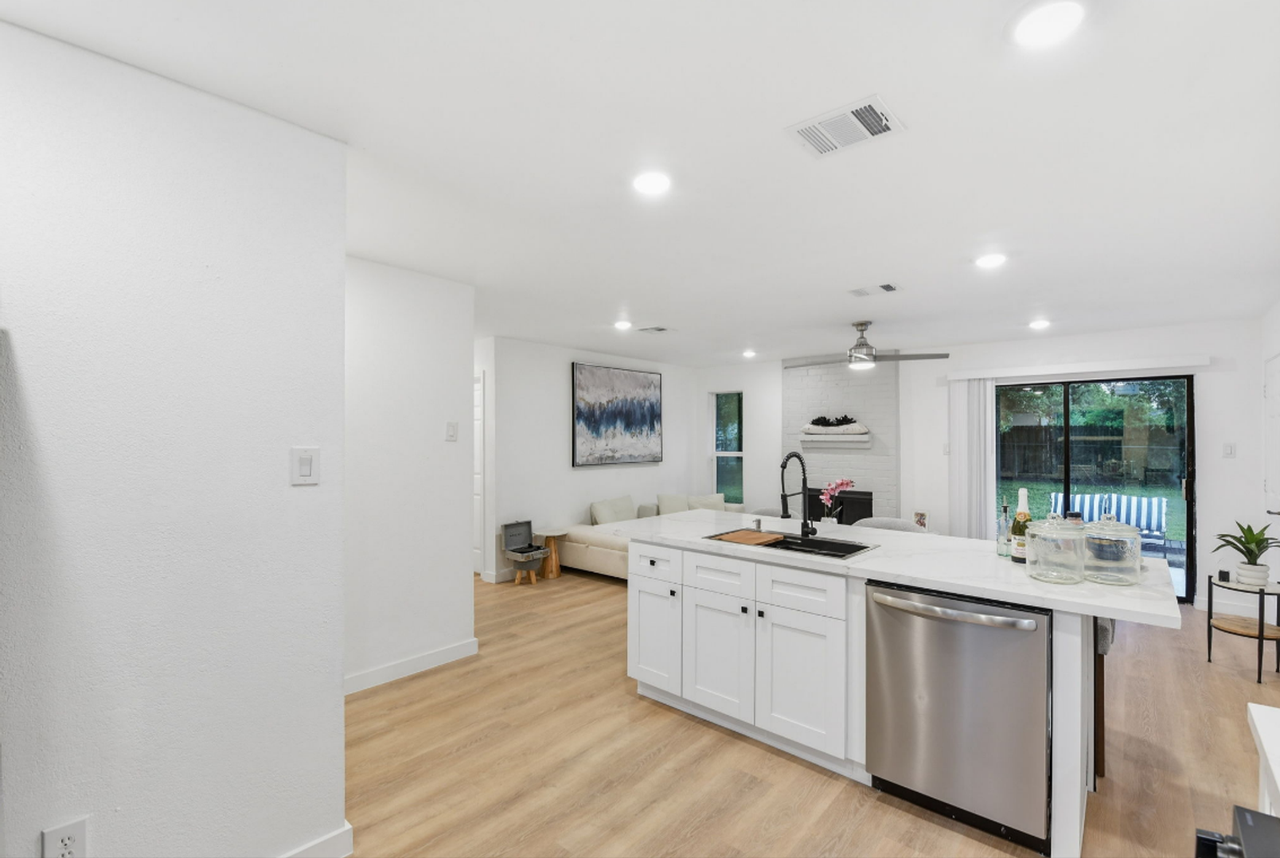 5207 Ridgeton Dr - Photo 6 of 16