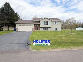 featured image of 2704 Parkway Ln