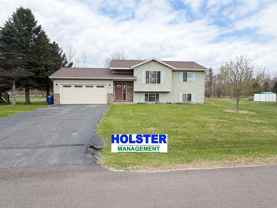 2704 Parkway Ln - Photo 1 of 1