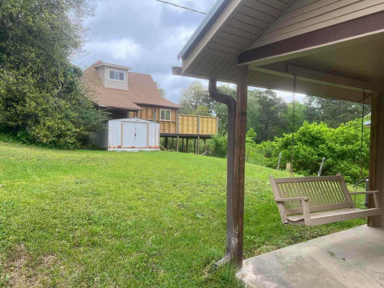 1012 Mineral St - Photo 2 of 17