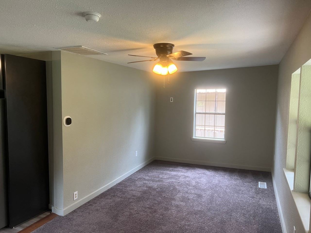 1012 Mineral St - Photo 3 of 17