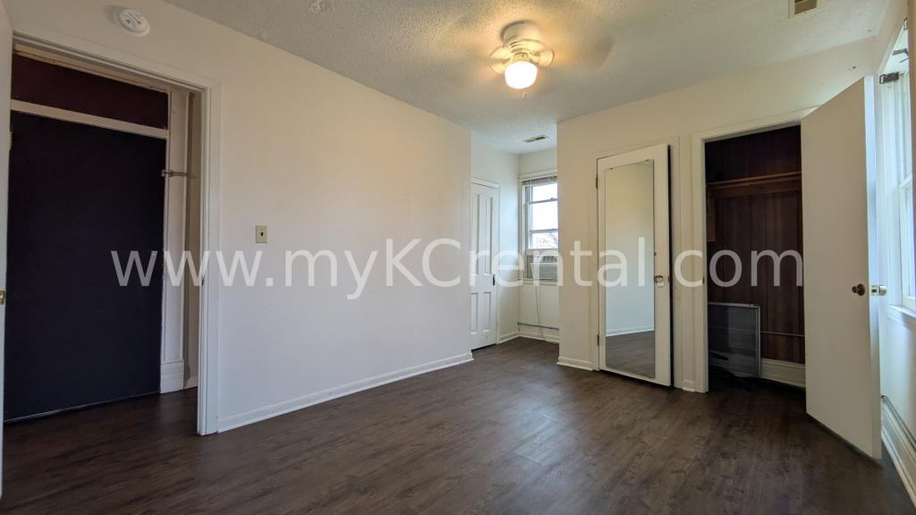730 W Park St - Photo 5 of 11