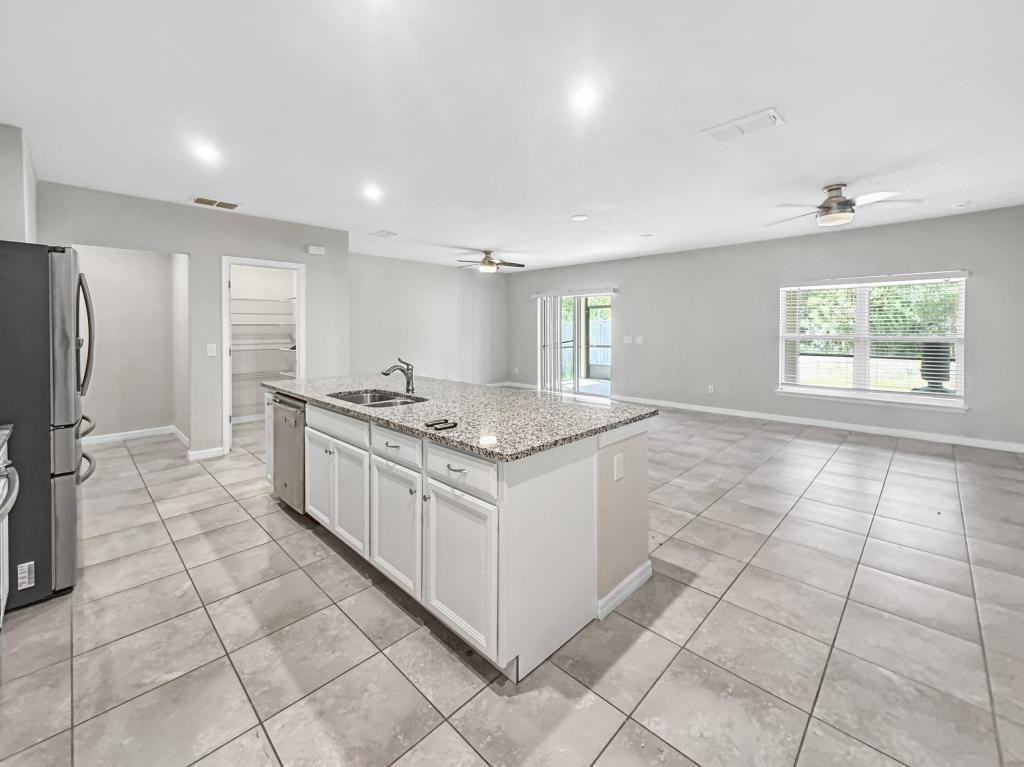 3876 Crawley Down Loop - Photo 3 of 19