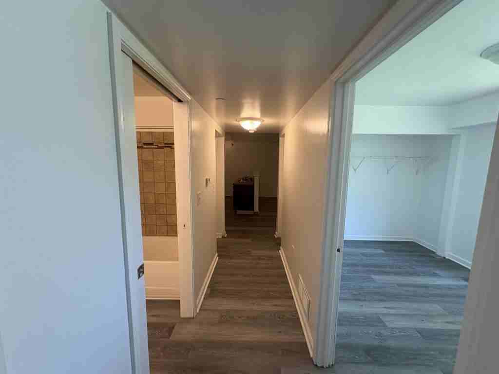2501 24th St #102 - Photo 5 of 9