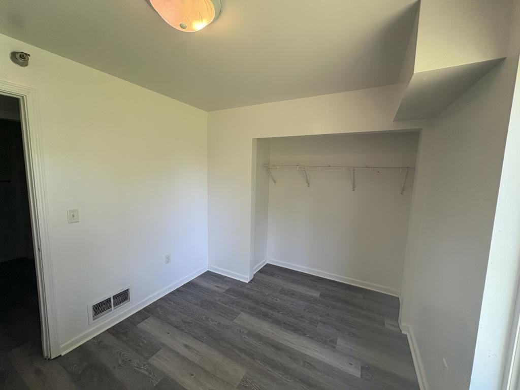 2501 24th St #102 - Photo 7 of 9