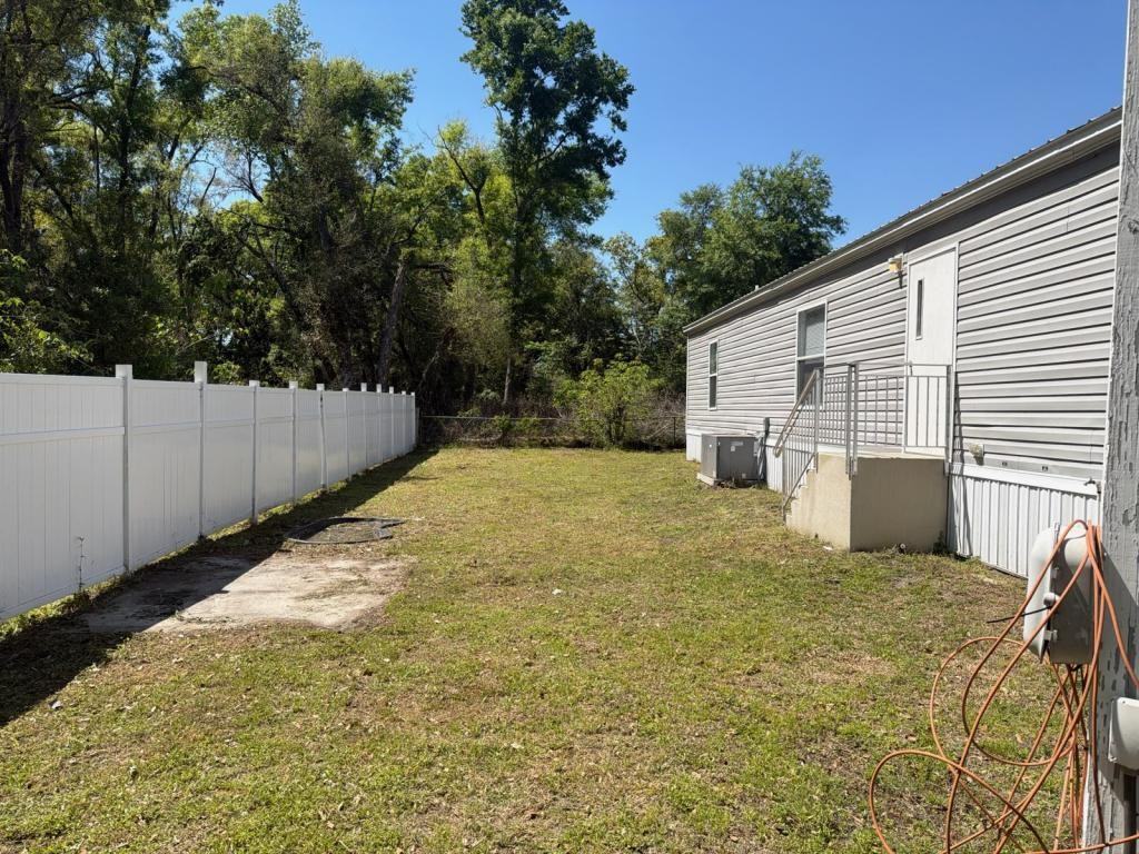 3616 Tom Bryan Ln - Photo 3 of 12