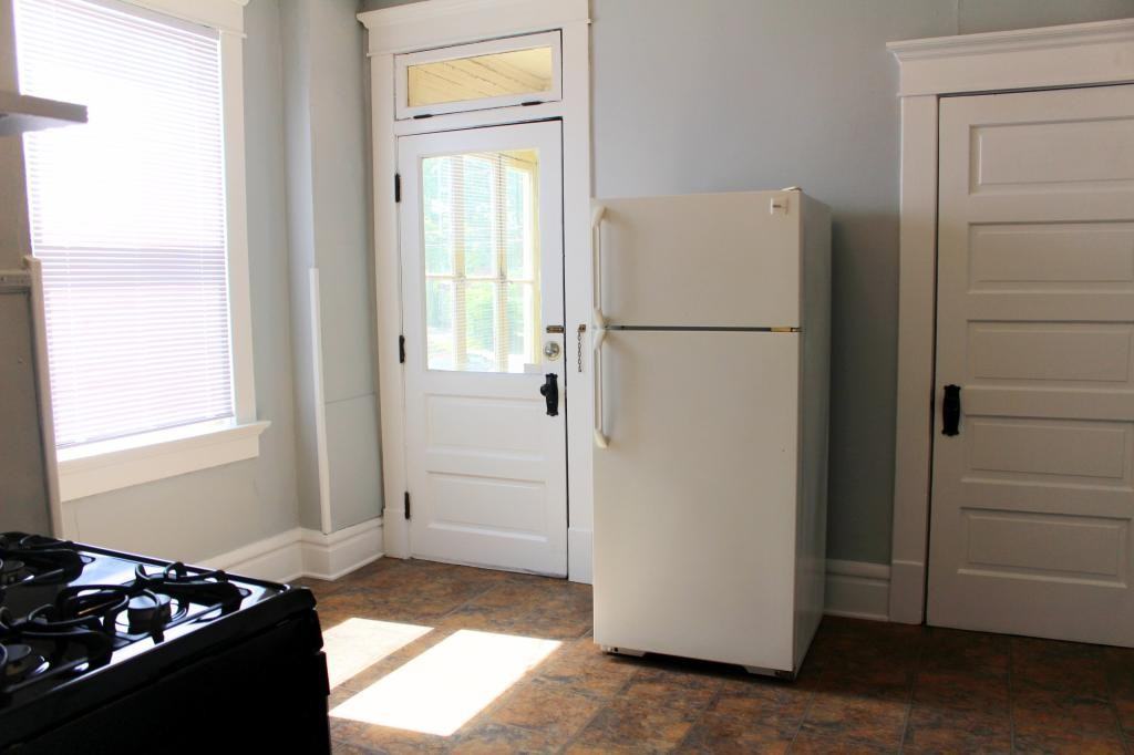 54 E Hudson St - Photo 6 of 12